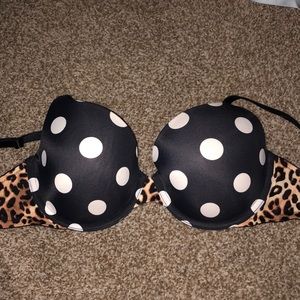Victoria’s Secret pink bra